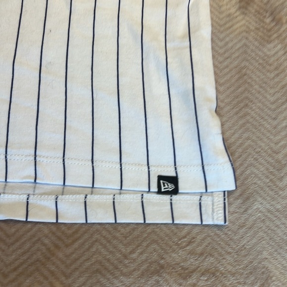 NWT LA Dodgers MLB Baseball Tee Shirt Sparkles sz 7/8 - Picture 4 of 5